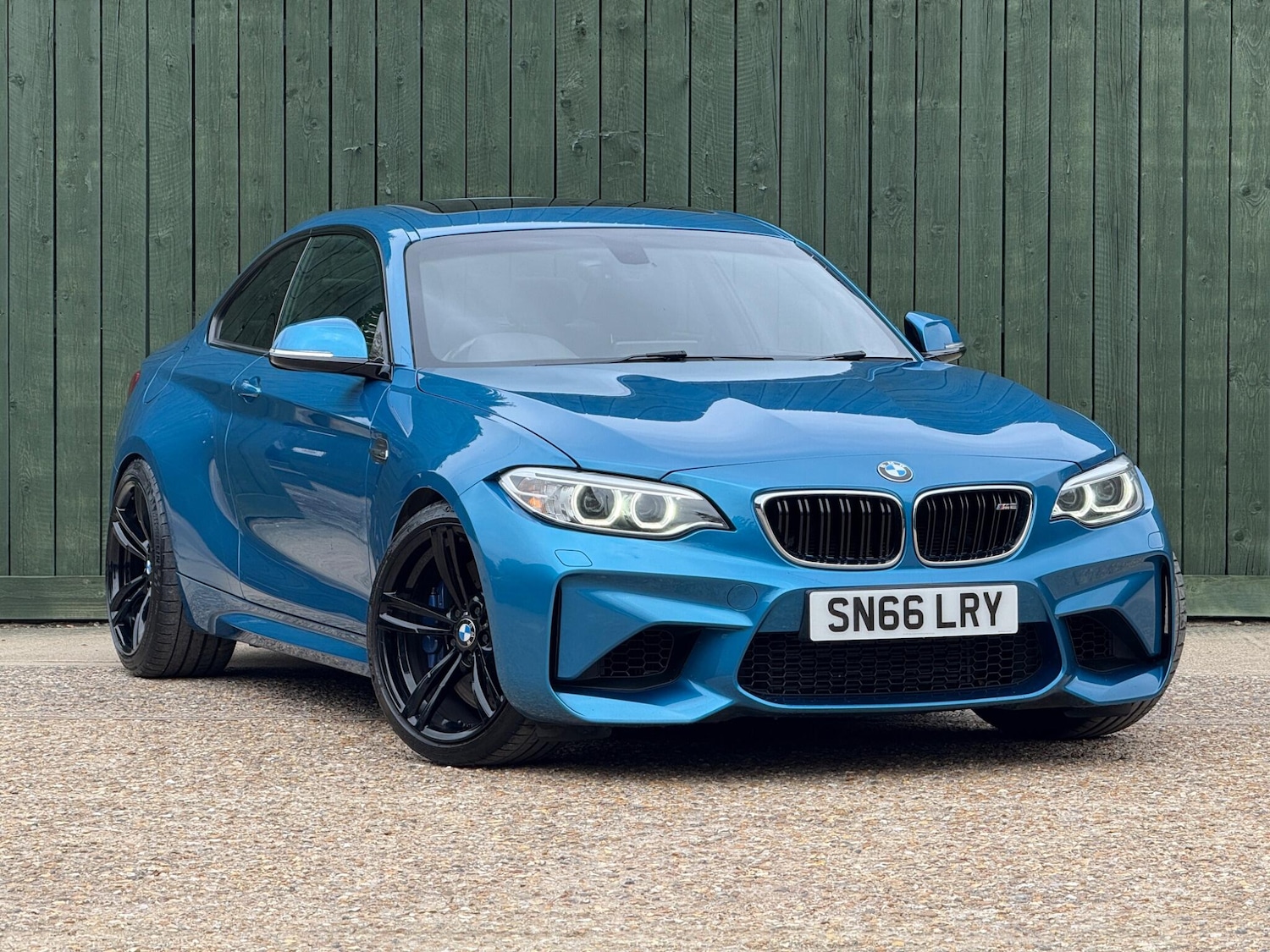 Used BMW M2 2017 for sale - 76307223: Photo 1