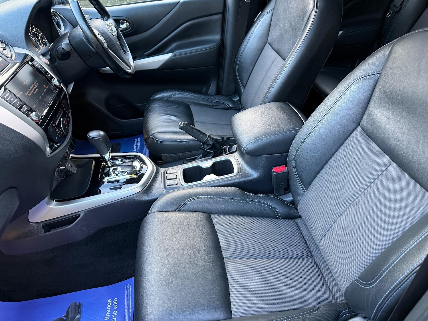 Used Nissan Navara 2021 for sale - 77001115: Photo 16