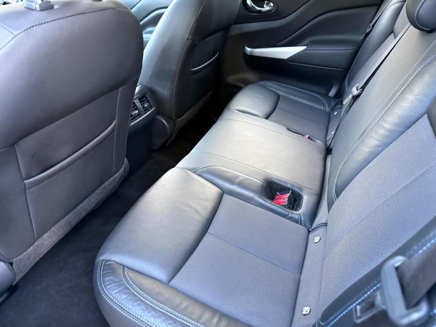 Used Nissan Navara 2021 for sale - 77001115: Photo 22