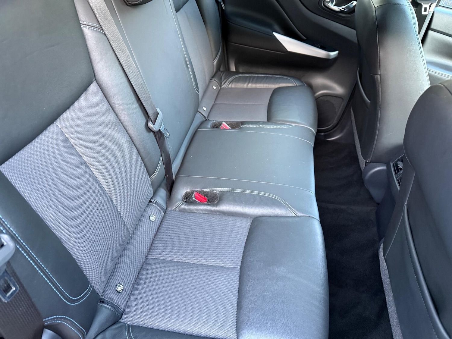 Used Nissan Navara 2021 for sale - 77001115: Photo 25