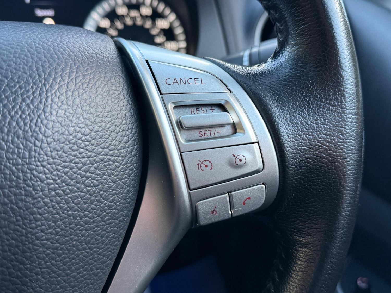 Used Nissan Navara 2021 for sale - 77001115: Photo 29