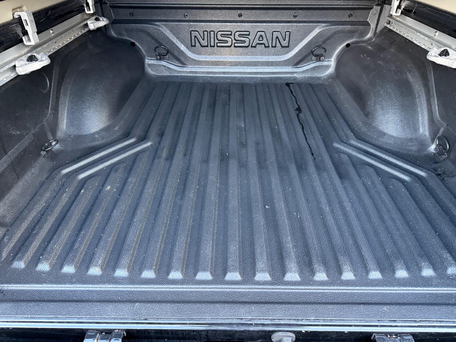Used Nissan Navara 2021 for sale - 77001115: Photo 40