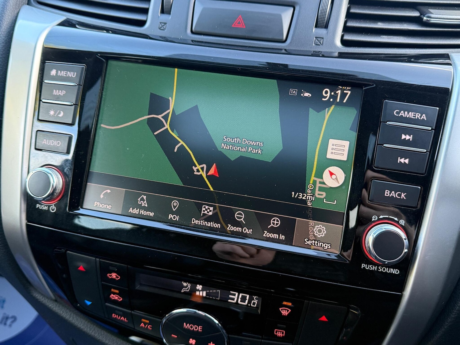 Used Nissan Navara 2021 for sale - 77001115: Photo 8