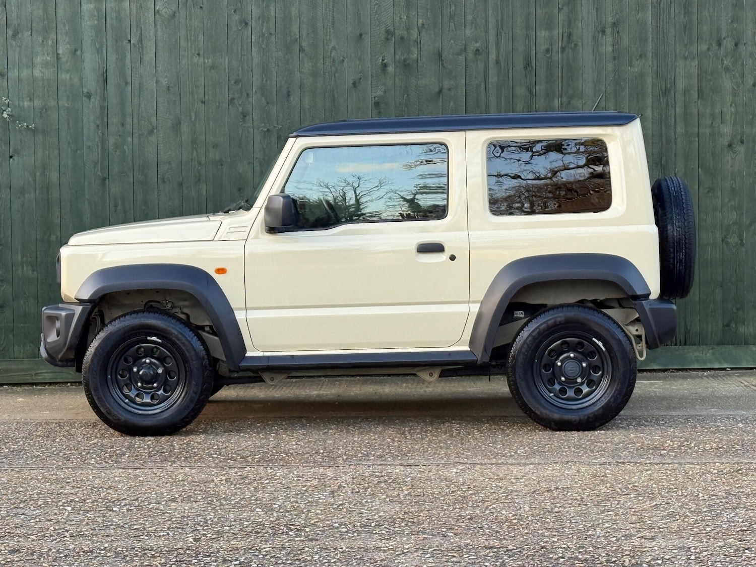 Used Suzuki Jimny 2023 for sale - 77017078: Photo 12