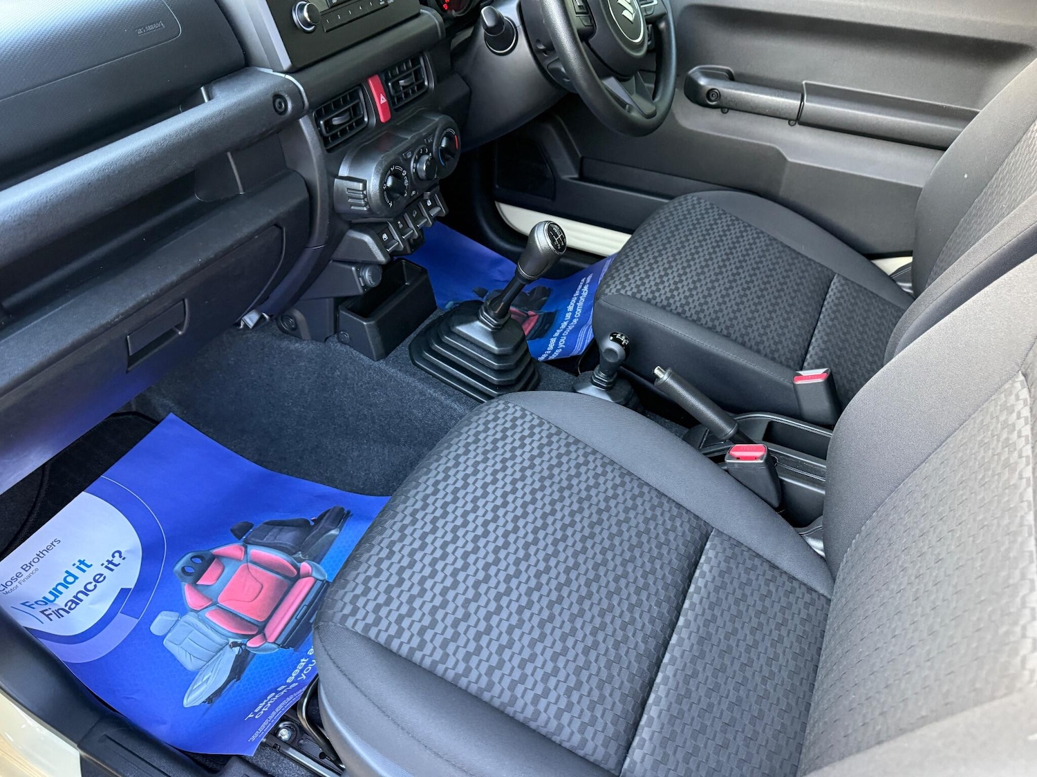 Used Suzuki Jimny 2023 for sale - 77017078: Photo 13