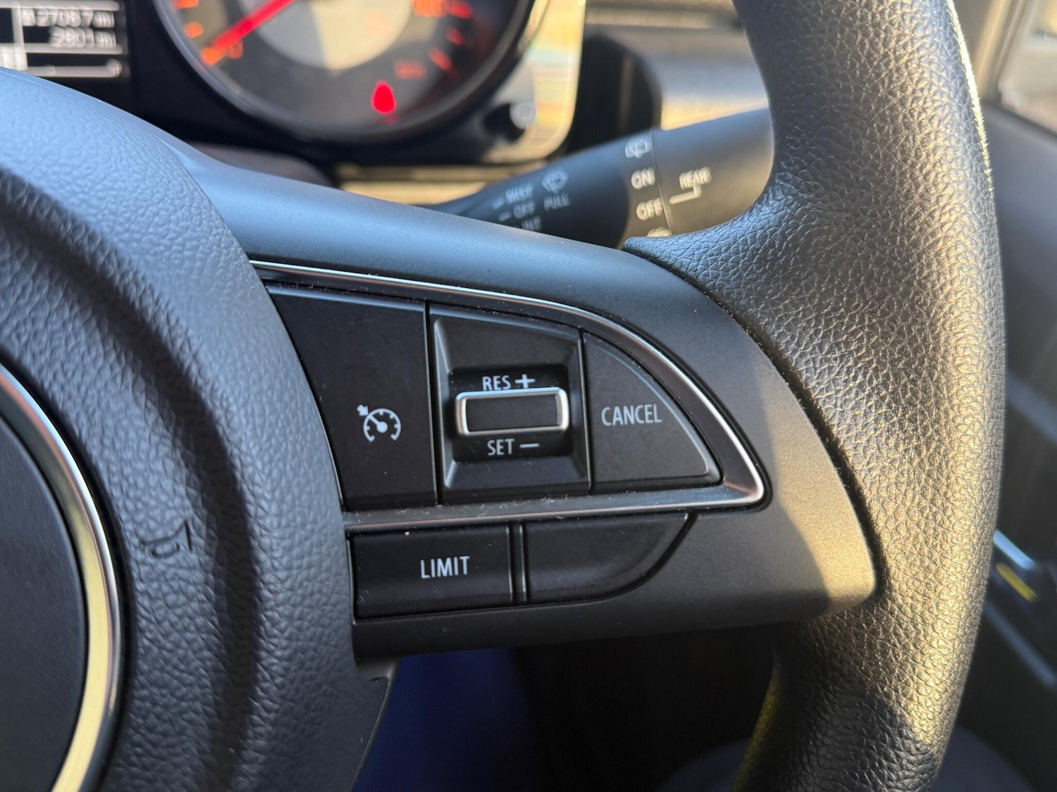 Used Suzuki Jimny 2023 for sale - 77017078: Photo 22