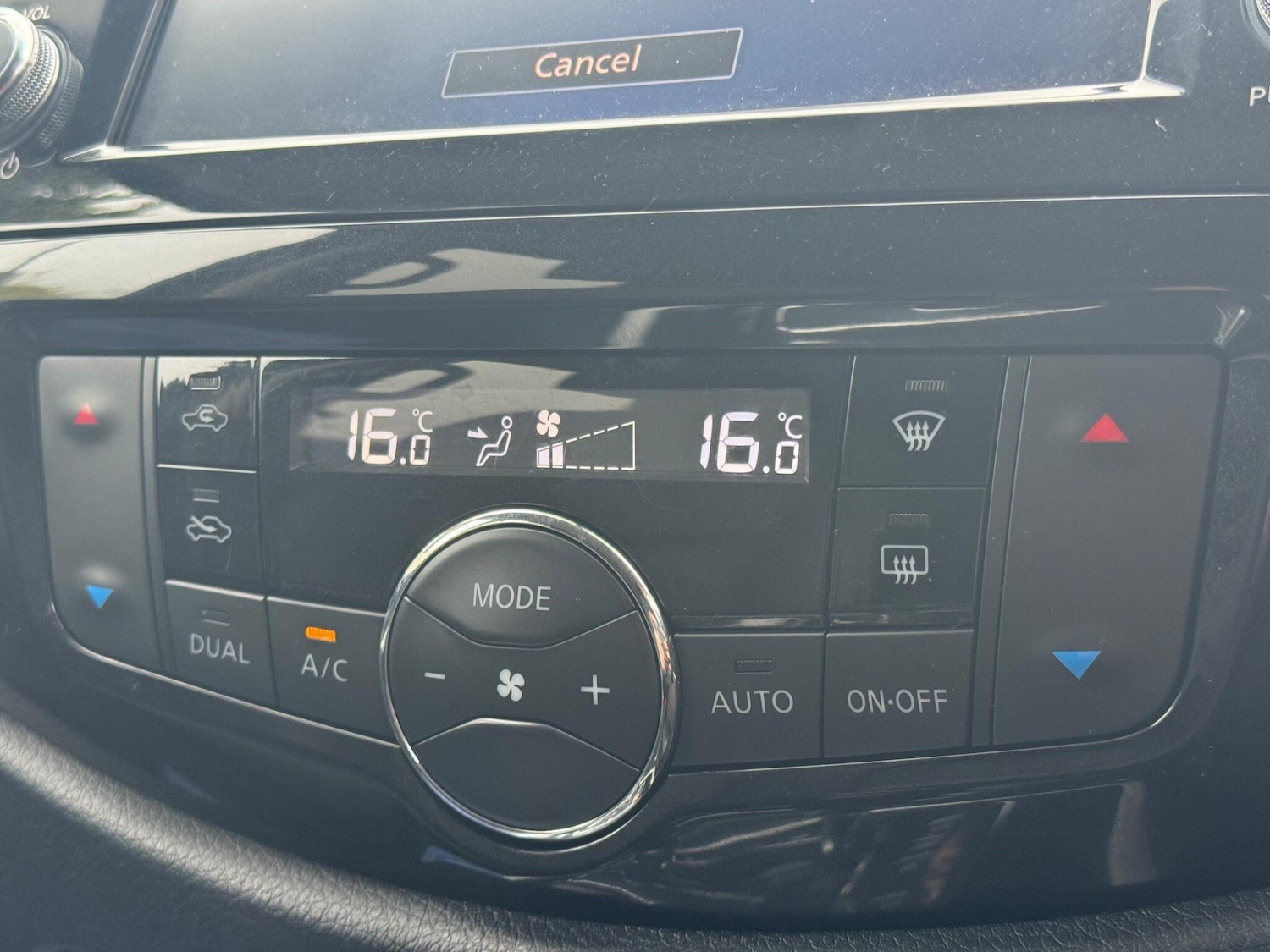 Used Nissan Navara 2021 for sale - 76166377: Photo 40