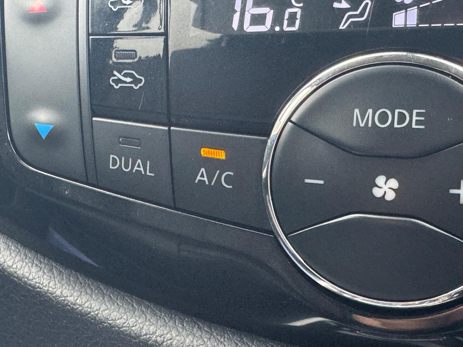 Used Nissan Navara 2021 for sale - 76166377: Photo 43