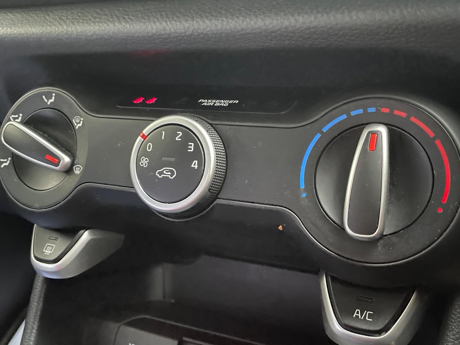 Used Kia Picanto 2021 for sale - 76283308: Photo 37