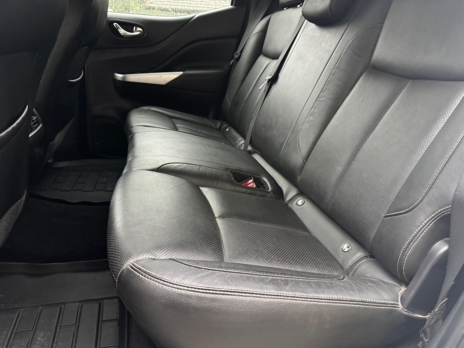 Used Nissan Navara 2019 for sale - 76765460: Photo 16