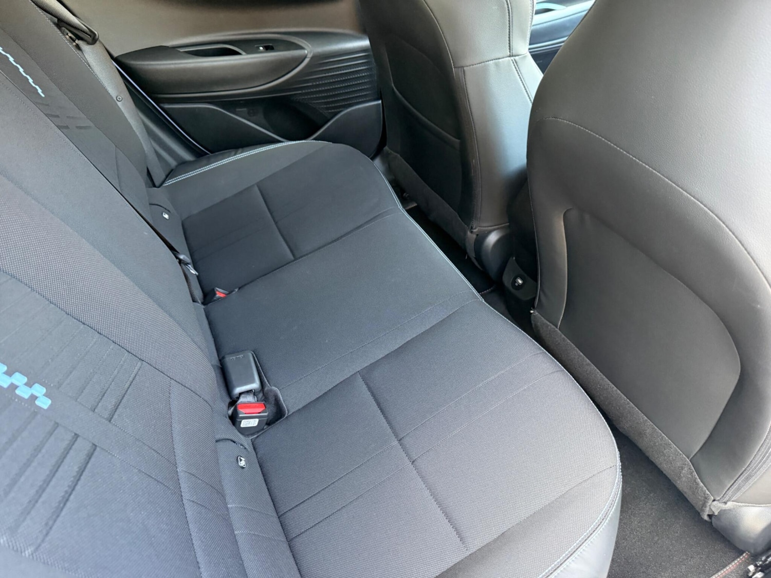 Used Hyundai i20 2023 for sale - 77737147: Photo 24