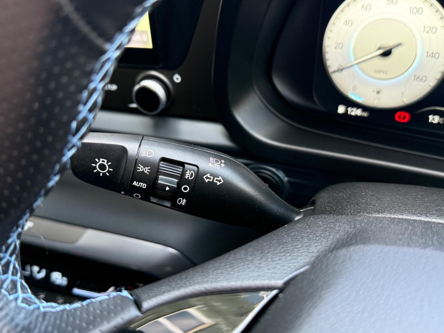 Used Hyundai i20 2023 for sale - 77737147: Photo 33