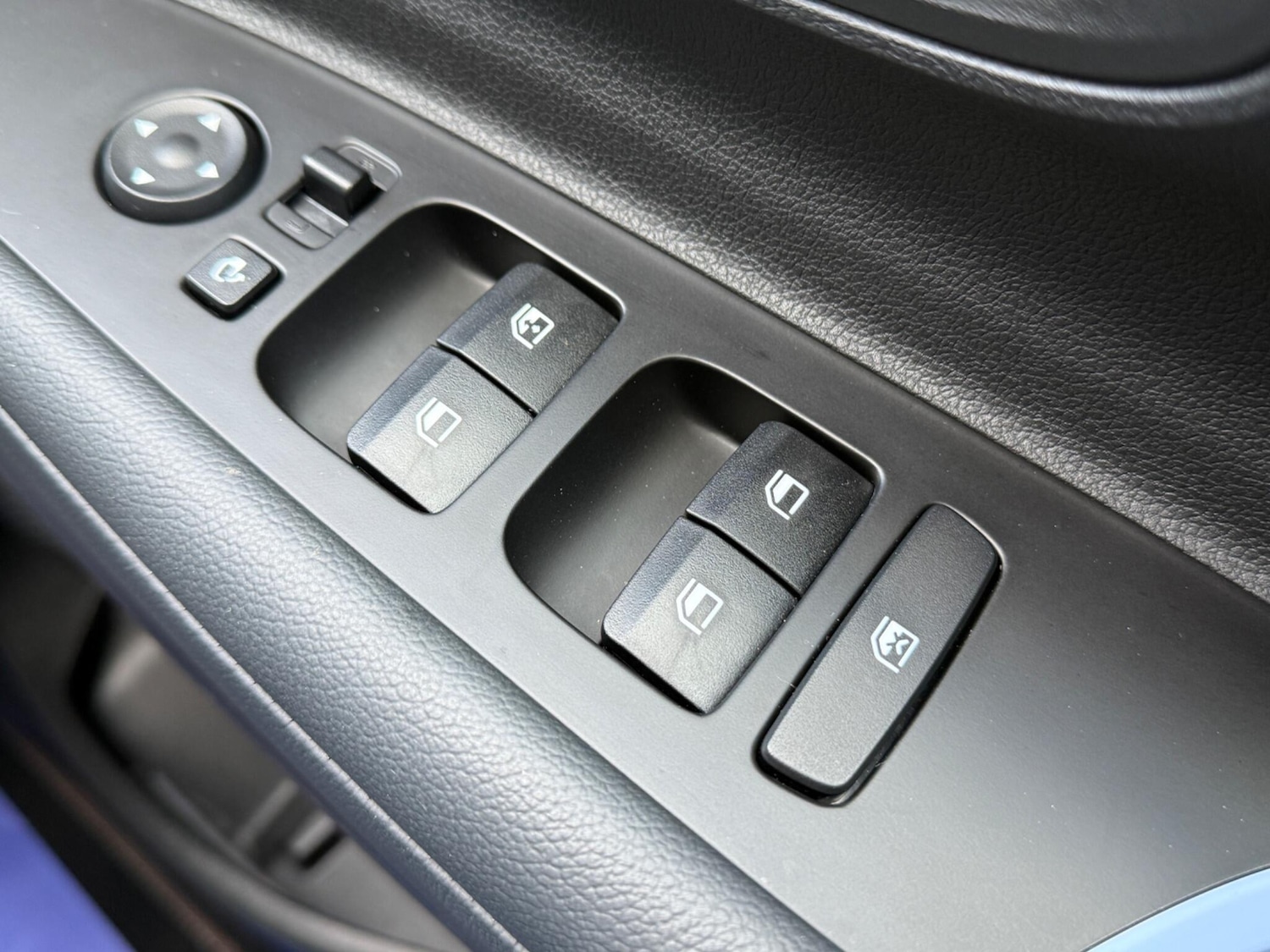 Used Hyundai i20 2023 for sale - 77737147: Photo 42