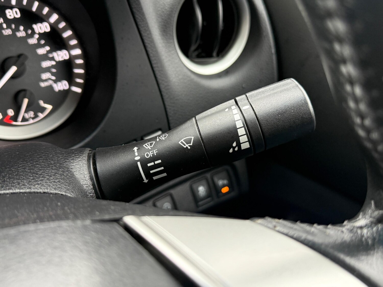 Used Nissan Navara 2016 for sale - 77190621: Photo 24