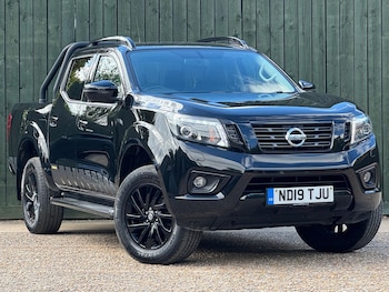 Used Nissan Navara 2019 for sale - 78548820: Photo