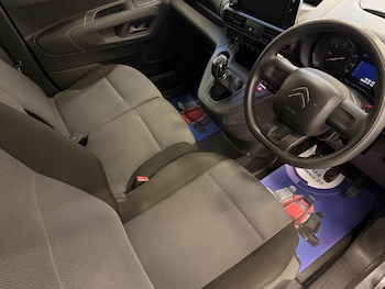 Used Citroen Berlingo 2020 for sale - 77015331: Photo