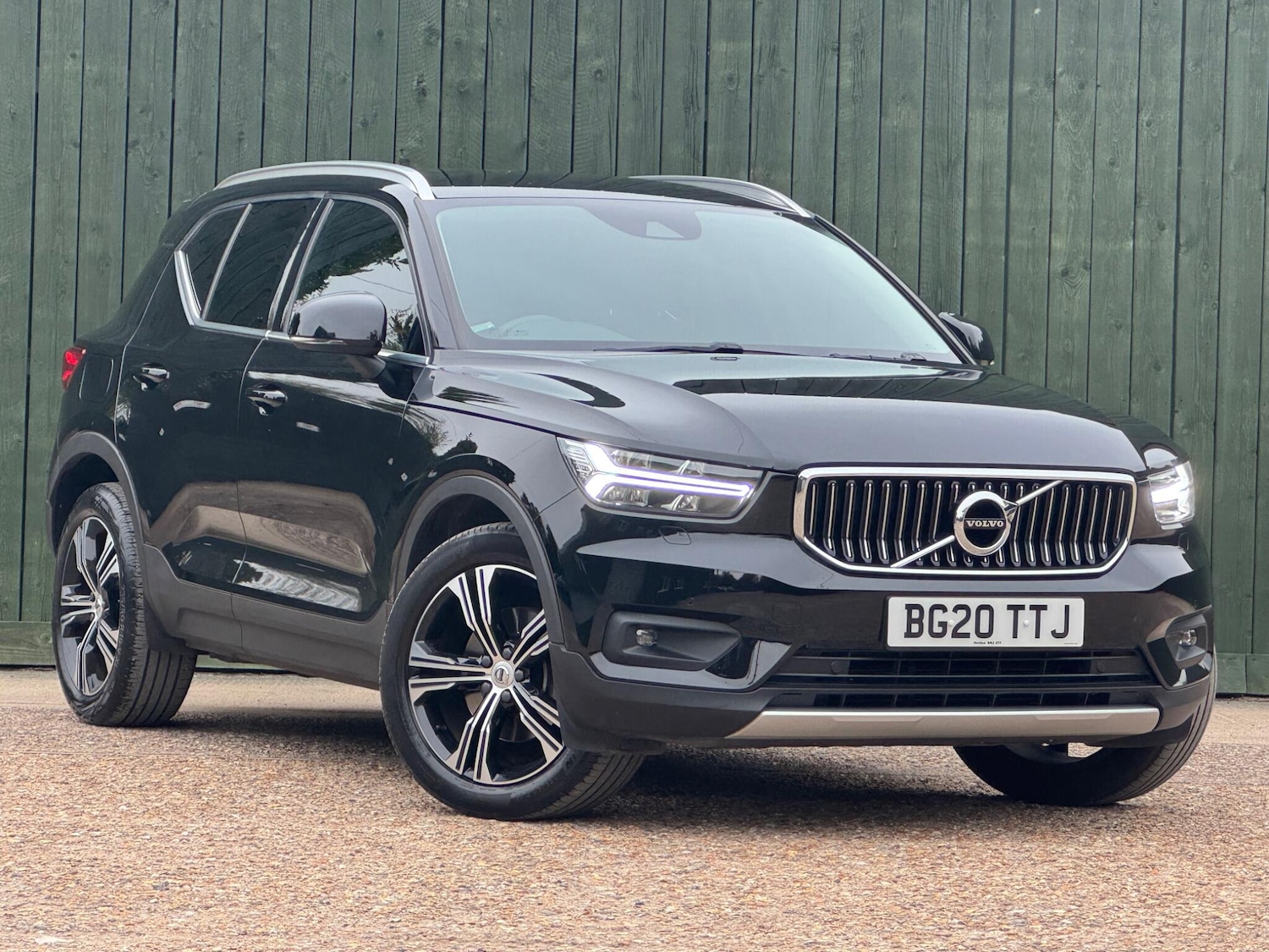 Used Volvo XC40 2020 for sale - 76284214: Photo 1