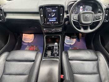 Used Volvo XC40 2020 for sale - 76284214: Photo 3