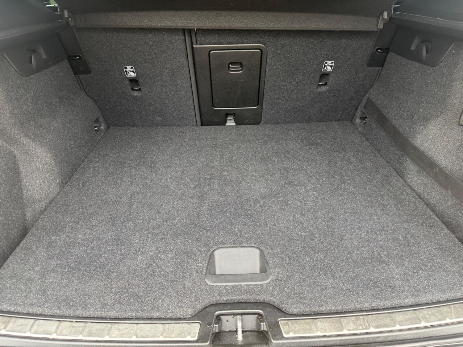 Used Volvo XC40 2020 for sale - 76284214: Photo 40