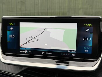 Used Peugeot 2008 2021 for sale - 76425288: Photo