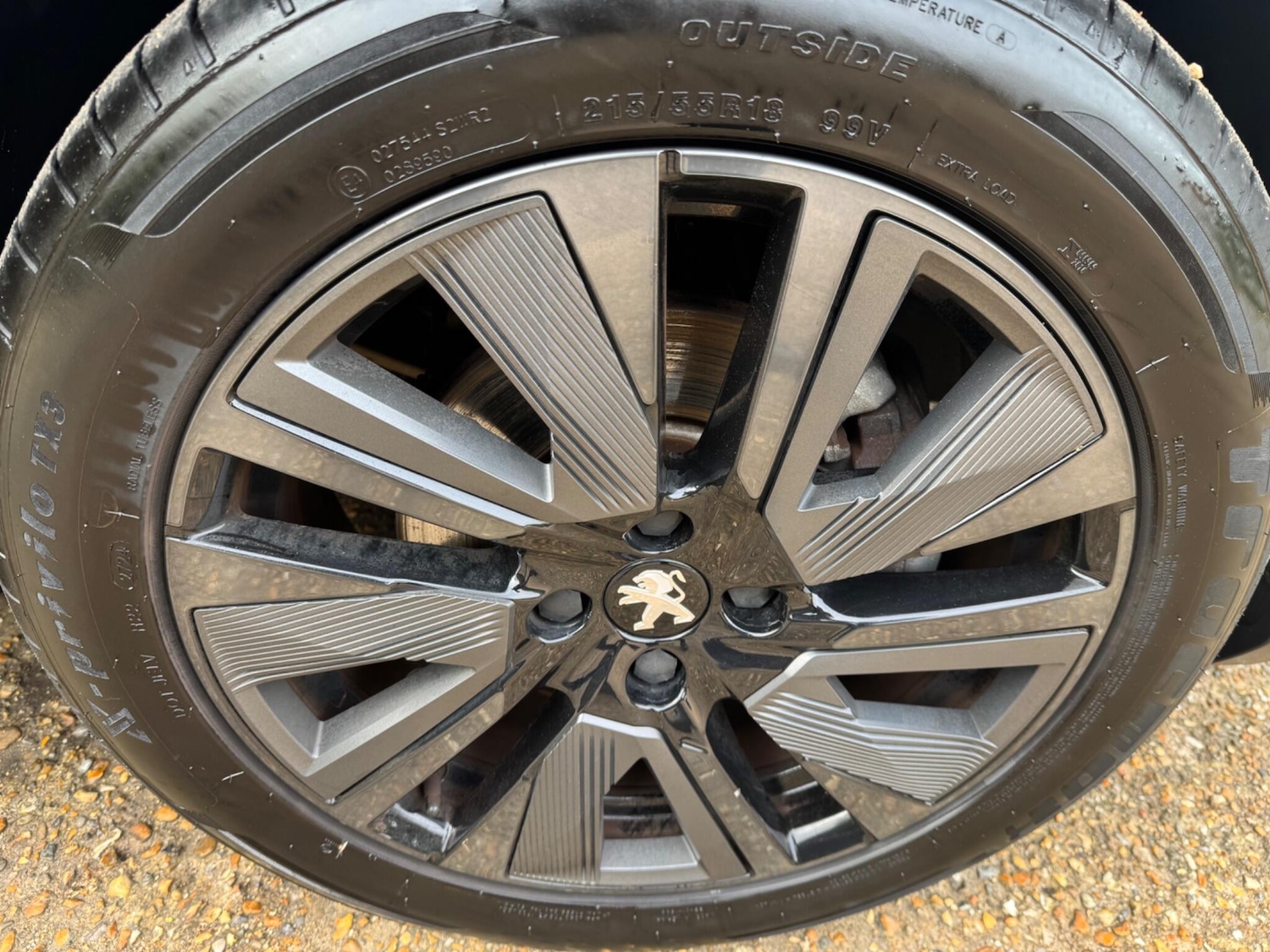 Used Peugeot E-2008 2021 for sale - 76425288: Photo 52