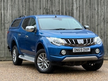 Mitsubishi - L200