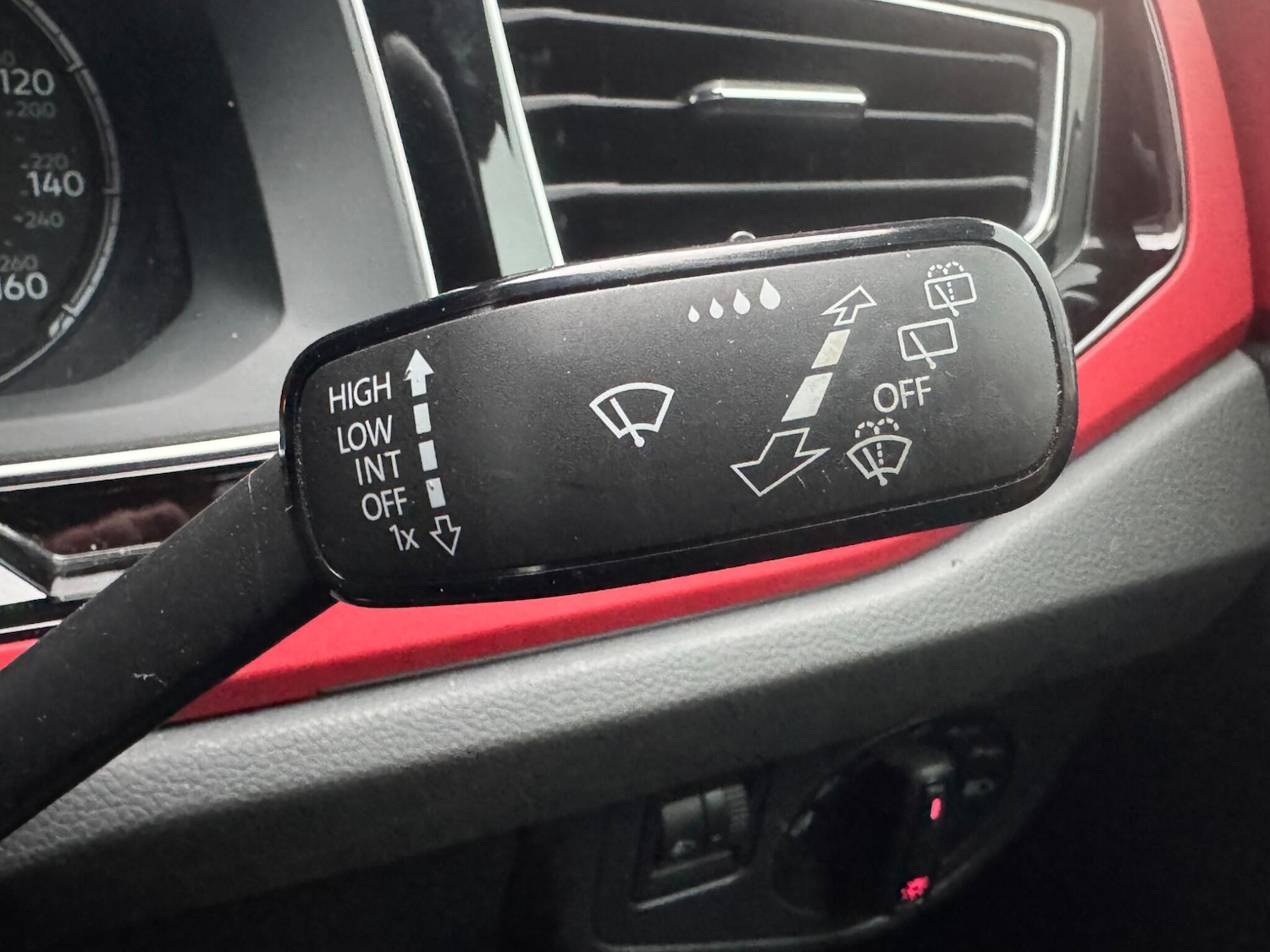 Used Volkswagen Polo 2021 for sale - 76432856: Photo 31