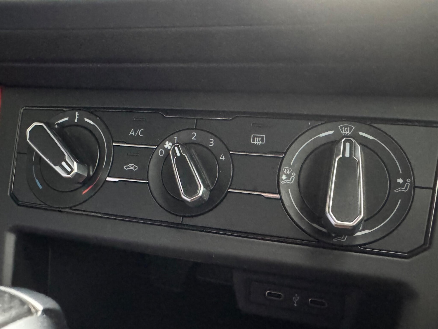 Used Volkswagen Polo 2021 for sale - 76432856: Photo 41