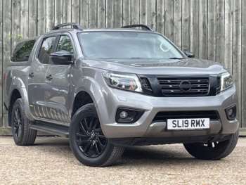 Used Nissan Navara 2019 for sale - 75311824: Photo