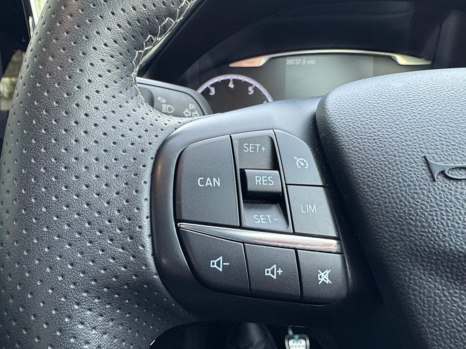 Used Ford Fiesta 2018 for sale - 77970399: Photo 23