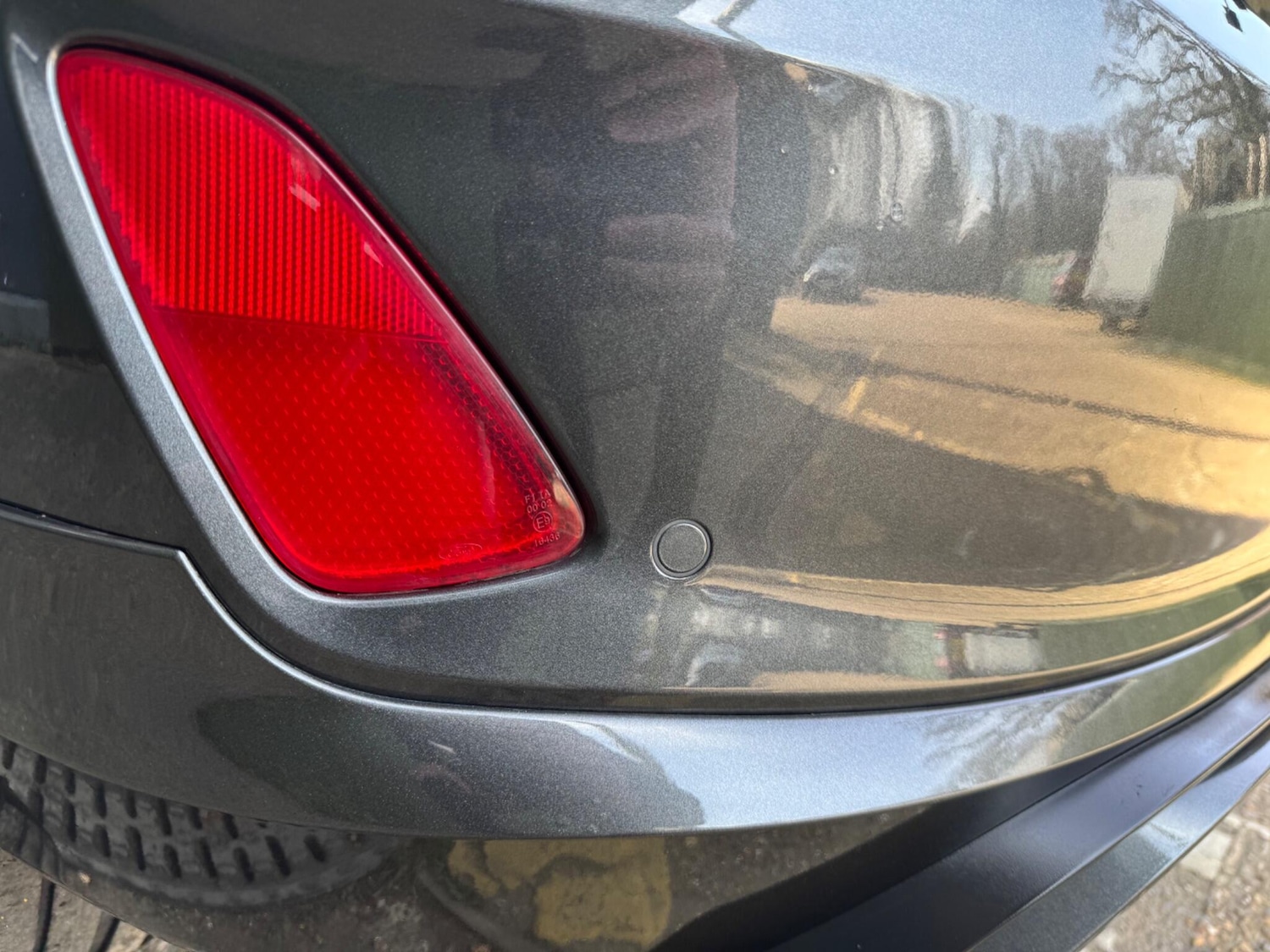 Used Ford Fiesta 2018 for sale - 77970399: Photo 42