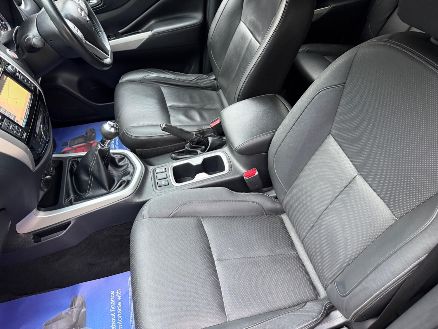 Used Nissan Navara 2017 for sale - 76592352: Photo 14