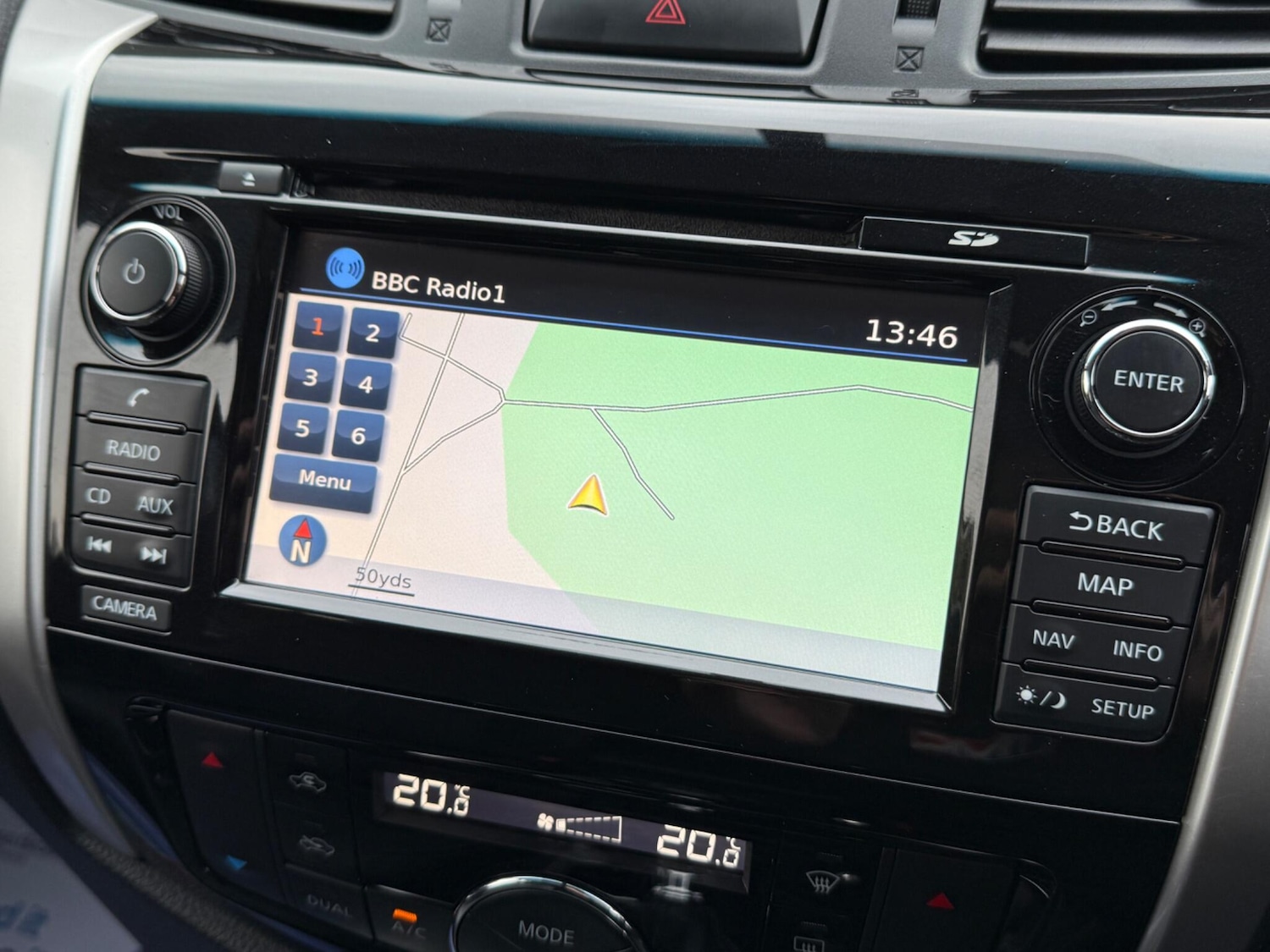 Used Nissan Navara 2017 for sale - 76592352: Photo 15