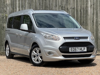 Used Ford Grand Tourneo Connect 2017 for sale - 75588447: Photo