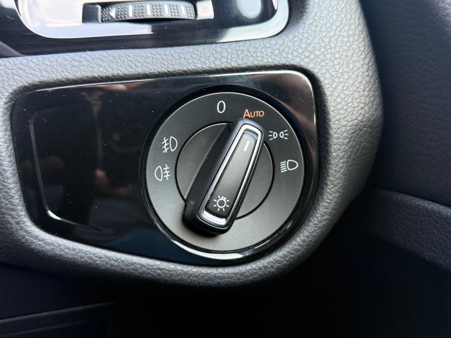 Used Volkswagen Golf for sale - 77671615: Photo 34