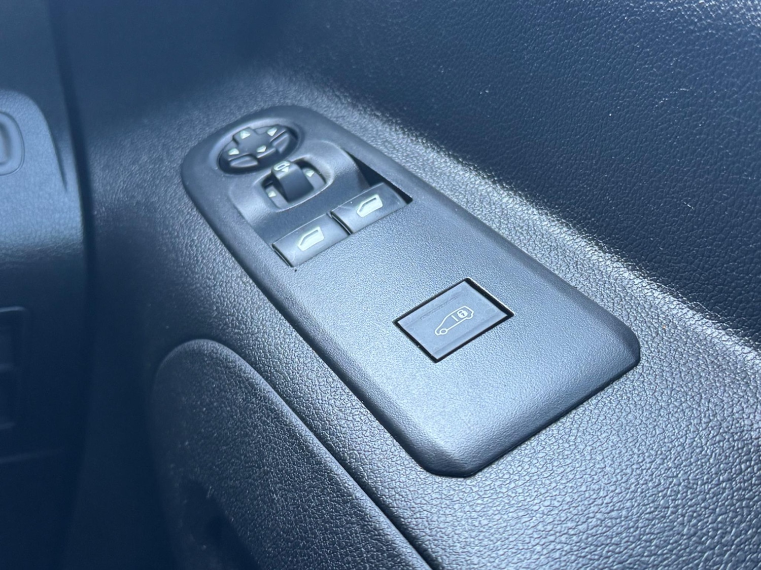 Vehicle 33