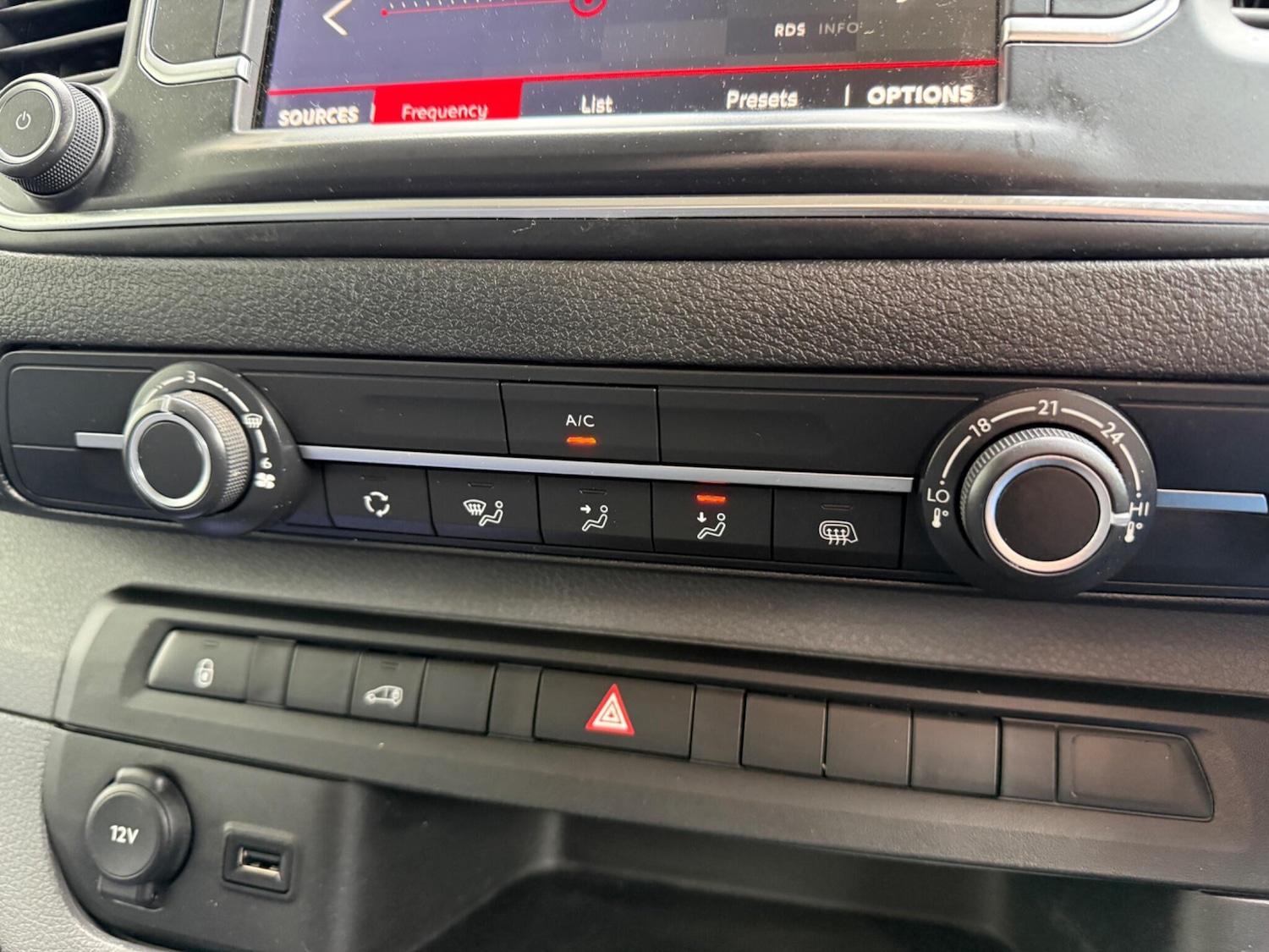 Used Citroen Dispatch 2022 for sale - 77824030: Photo 17