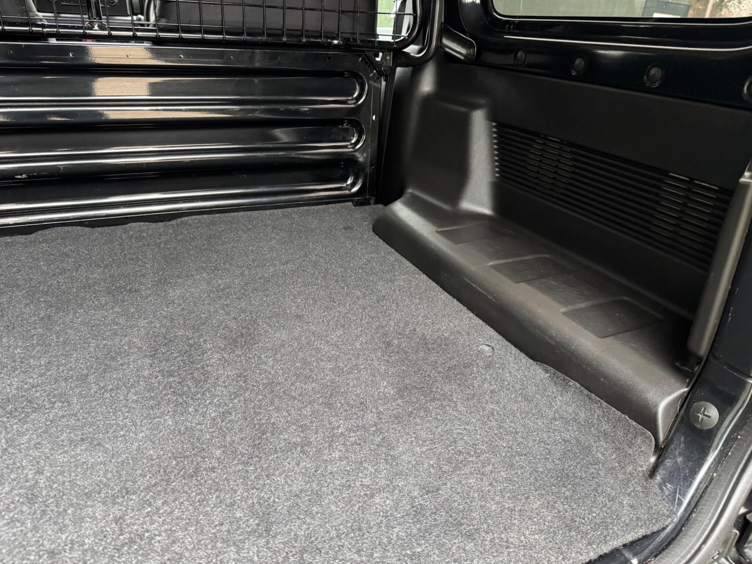 Used Suzuki Jimny 2023 for sale - 77144630: Photo 35