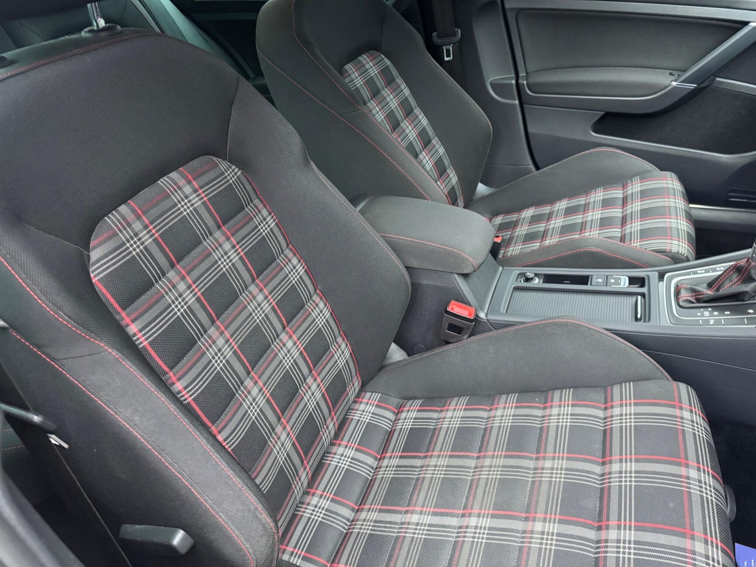 Used Volkswagen Golf 2019 for sale - 77278676: Photo 48