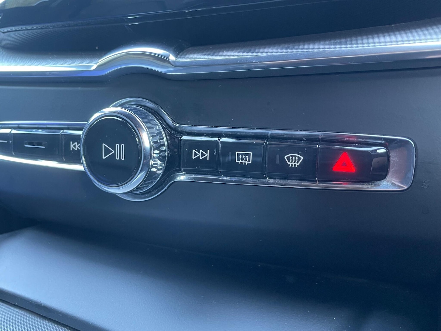 Used Volvo XC60 for sale - 76989065: Photo 30