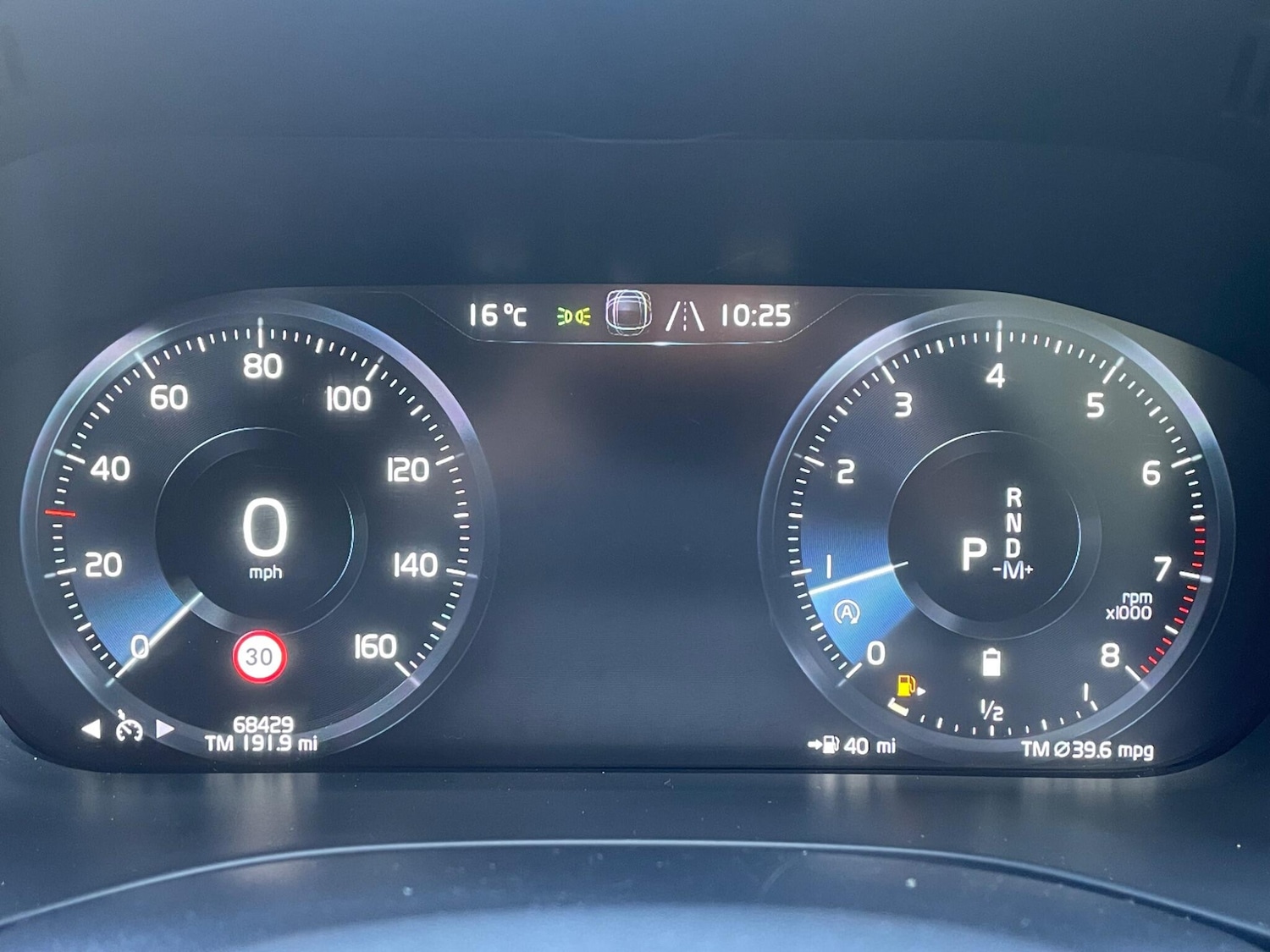 Used Volvo XC60 for sale - 76989065: Photo 35