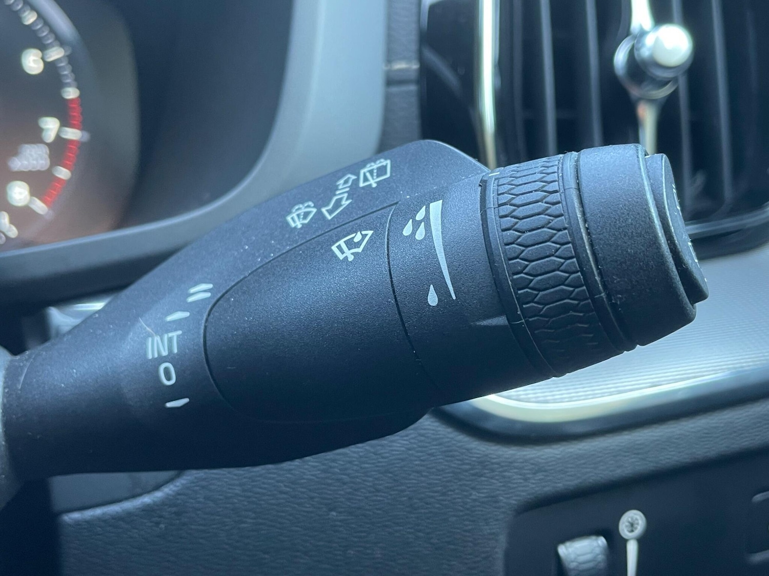 Used Volvo XC60 for sale - 76989065: Photo 37