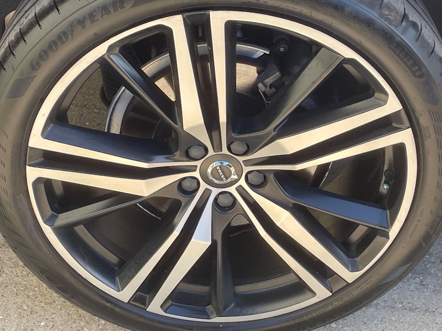 Used Volvo XC60 for sale - 76989065: Photo 55