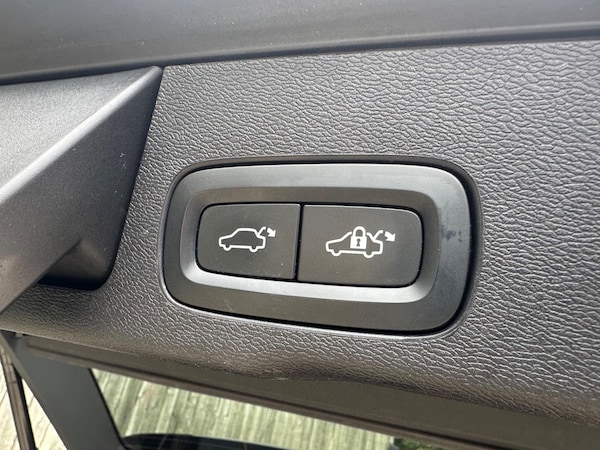 Used Volvo XC60 2019 for sale - 75364139: Photo 26