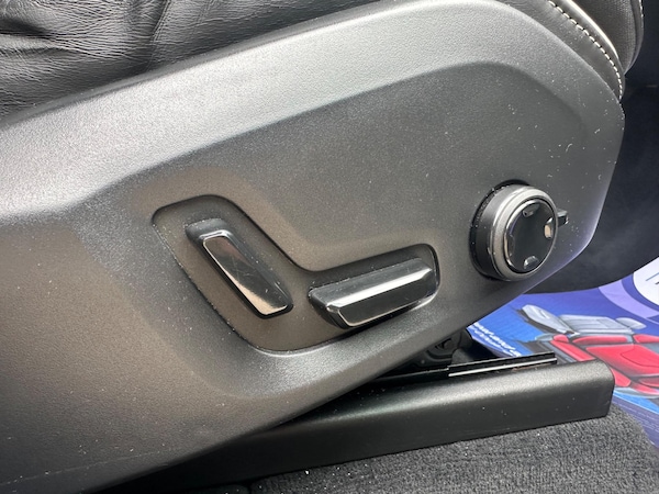 Used Volvo XC60 2019 for sale - 75364139: Photo 30