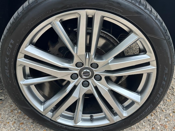 Used Volvo XC60 2019 for sale - 75364139: Photo 32
