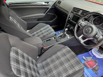Used Volkswagen Golf 2016 for sale - 79212543: Photo