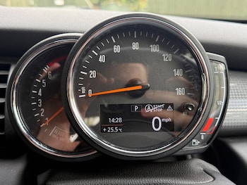 Used MINI Hatch 2021 for sale - 79317029: Photo