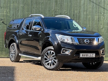Used Nissan Navara 2018 for sale - 77893145: Photo