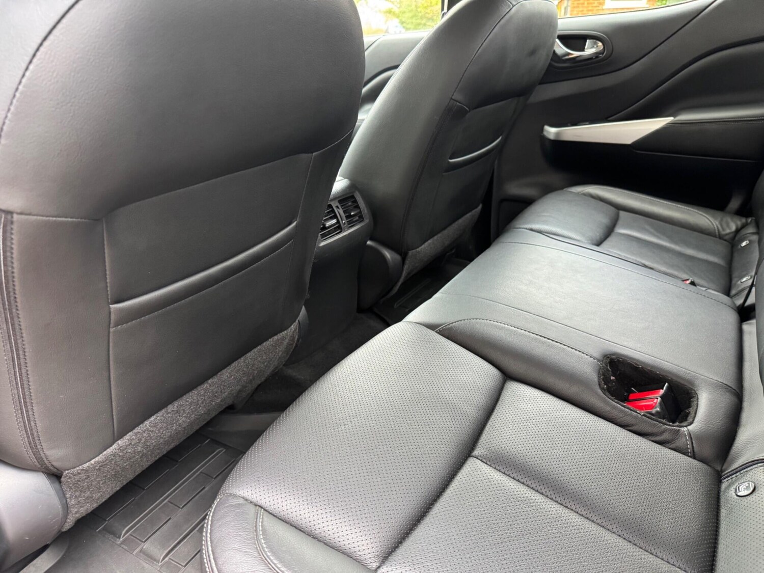 Used Nissan Navara 2019 for sale - 77574851: Photo 41